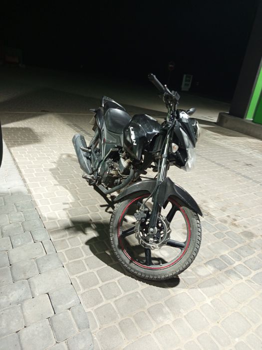 Продам мотоцикл Lifan 150