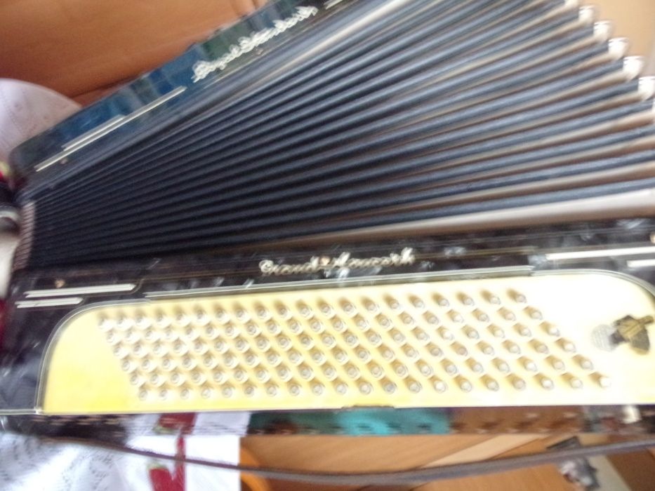 akordeon Royal Standardt 120 b 4 ch stan bdb