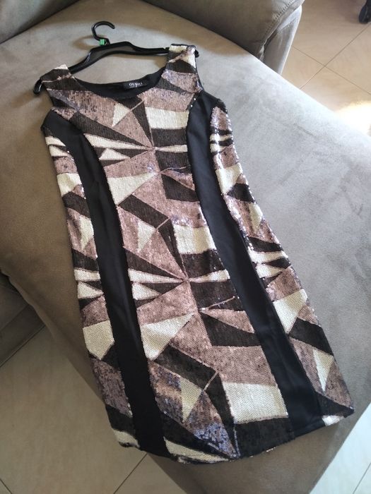 Vendo vestido shein nunca usado