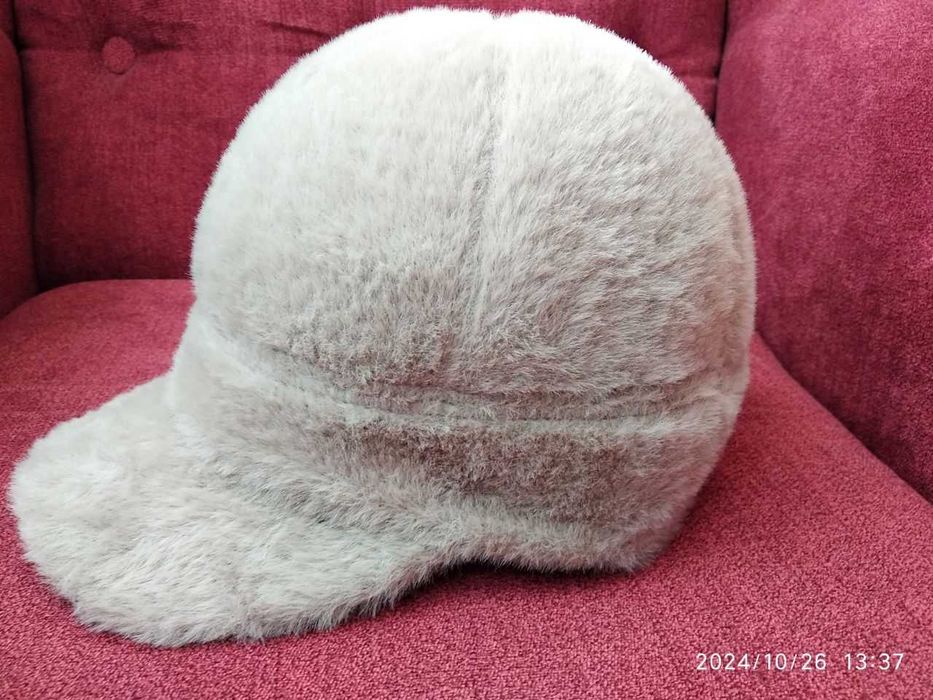 Плюшевая шапка женская осень-зима размер 56-59 регулируется