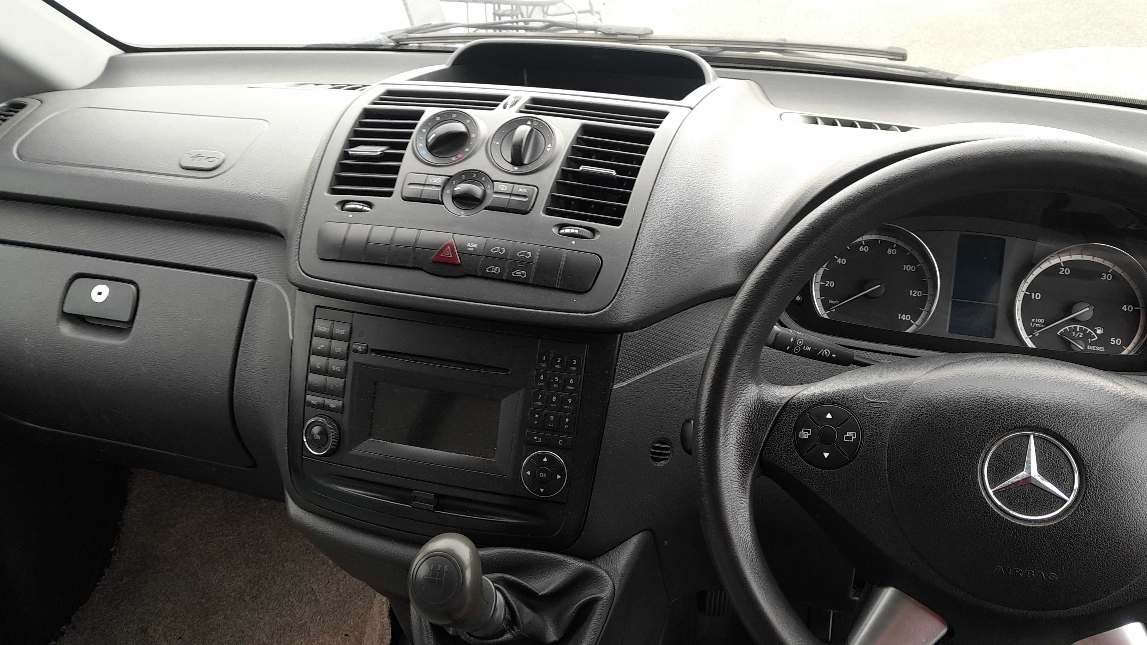 Mercedes Vito113