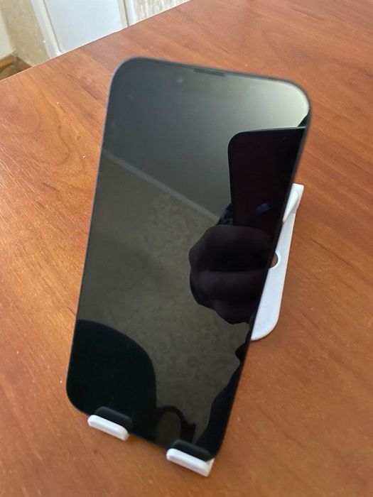iPhone 13 гарний стан