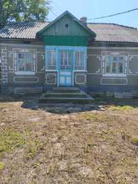 Продається будинок в селі Шутроминці