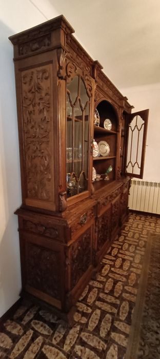 Sala jantar antiga completa
