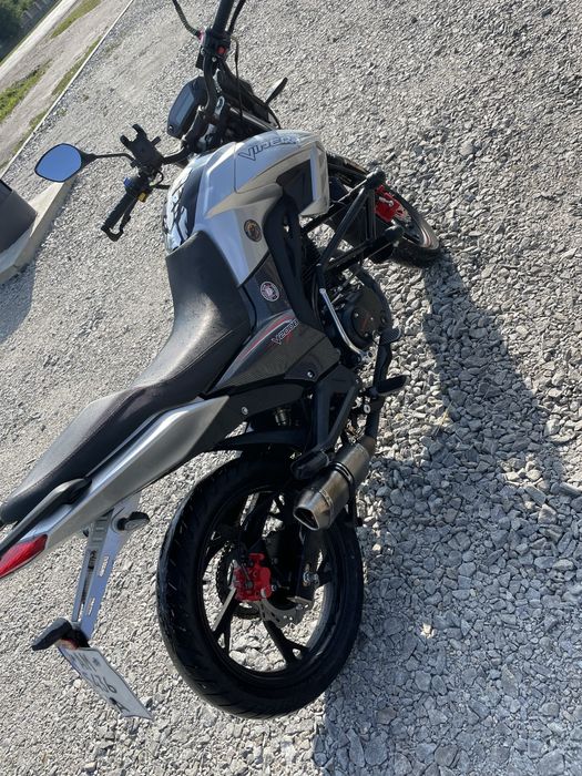 VIPER ZS200 a3 на документах