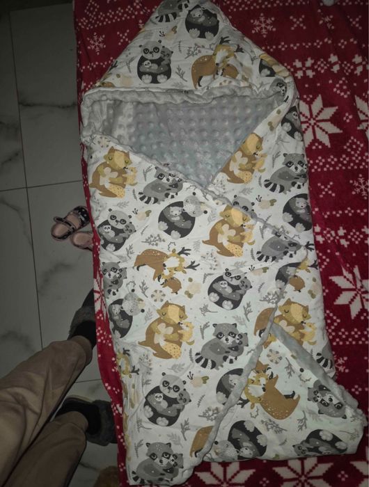 Łóżeczko dziecięce tapczanik Bajka kaszmir z szufladą oraz barierką