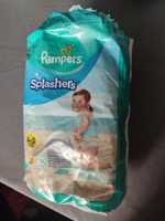 Pampers splashers 4-5 (9-15kg)  9szt
