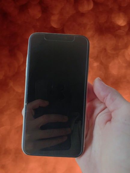 Iphone 11 em bom estado