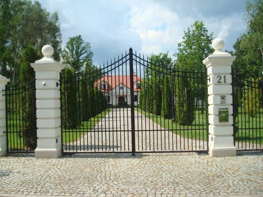 Ogrodzenia Boniowane,Słupki Dworkowe,Słup Pałacowy,Bramy,Furtki Kute