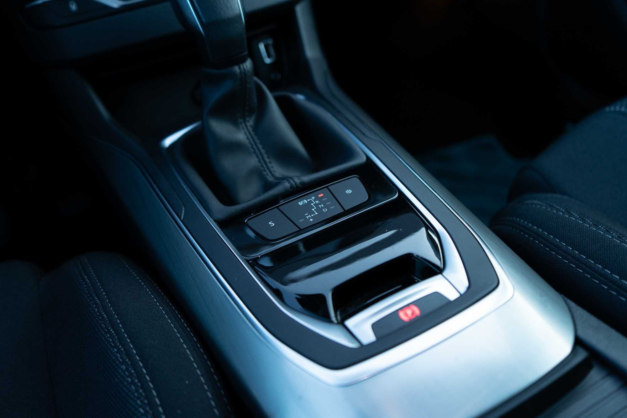 PEUGEOT 308 PureTech Allure 130 EAT6