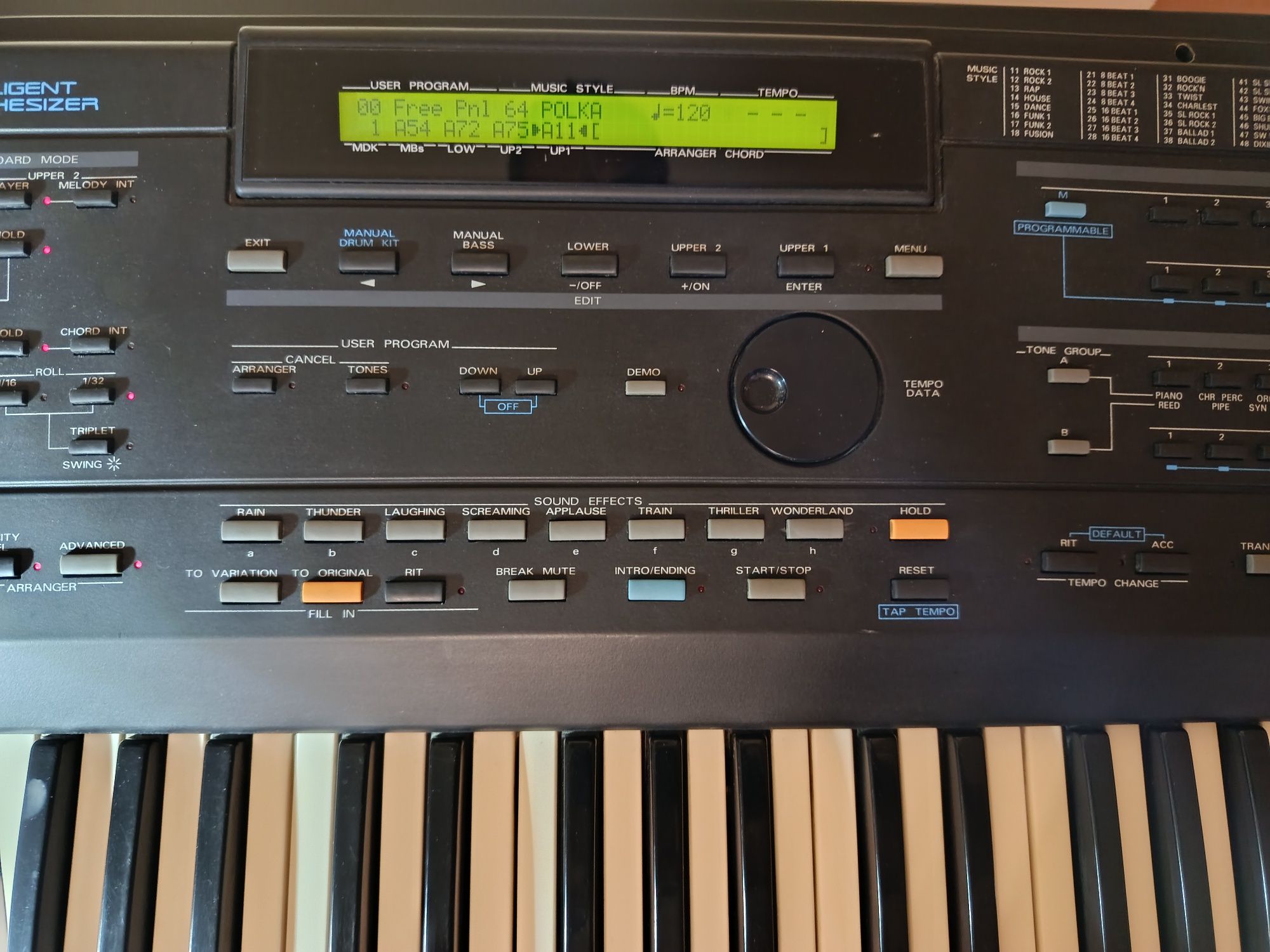 Roland E-70, keyboard klawisze