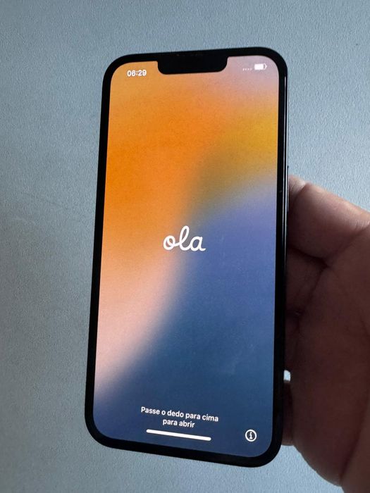 iPhone 13 igual a novo todo original somente  para peças