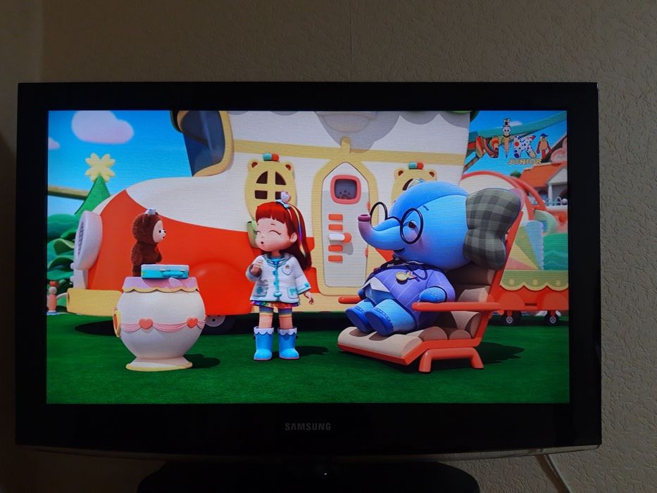 Продам телевизор Самсунг