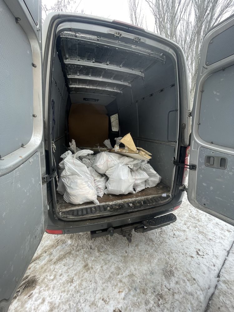 Вывоз мусора, хлама, старой мебели. Грузчики. Авто Opel Movano