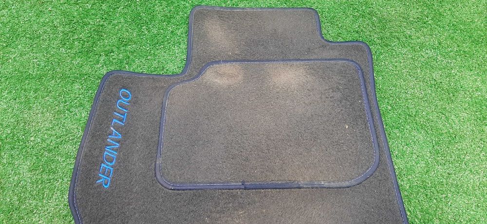 Dywaniki Welurowe Mitsubishi Outlander II (2007-12r.)