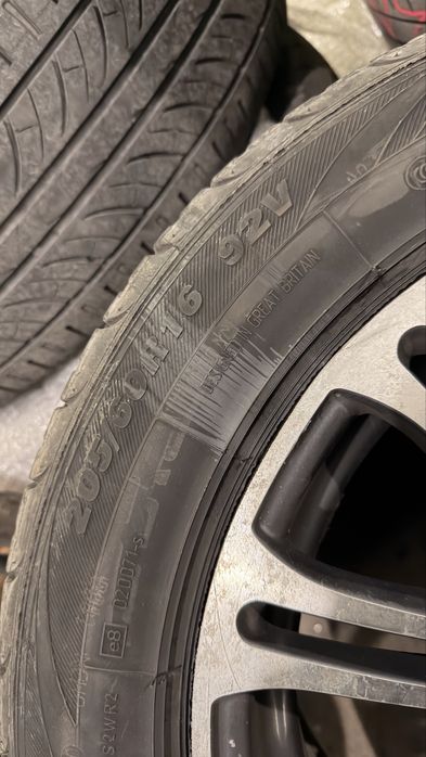 Диски с резиной r16 BMW 5/120