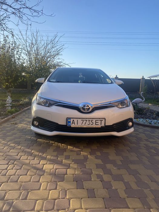 Toyota Auris 2016 р  газ/бензин