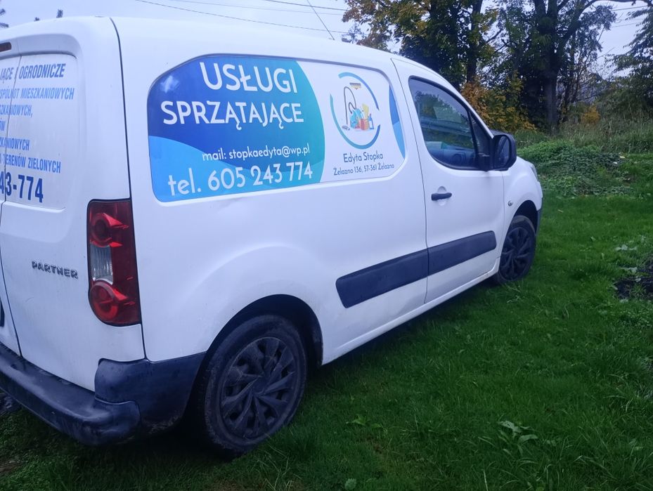 Sprzedam Peugeota partnera rok 2010 3 os.