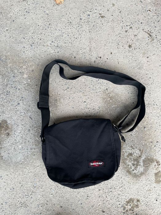 Месенджер сумка eastpak
