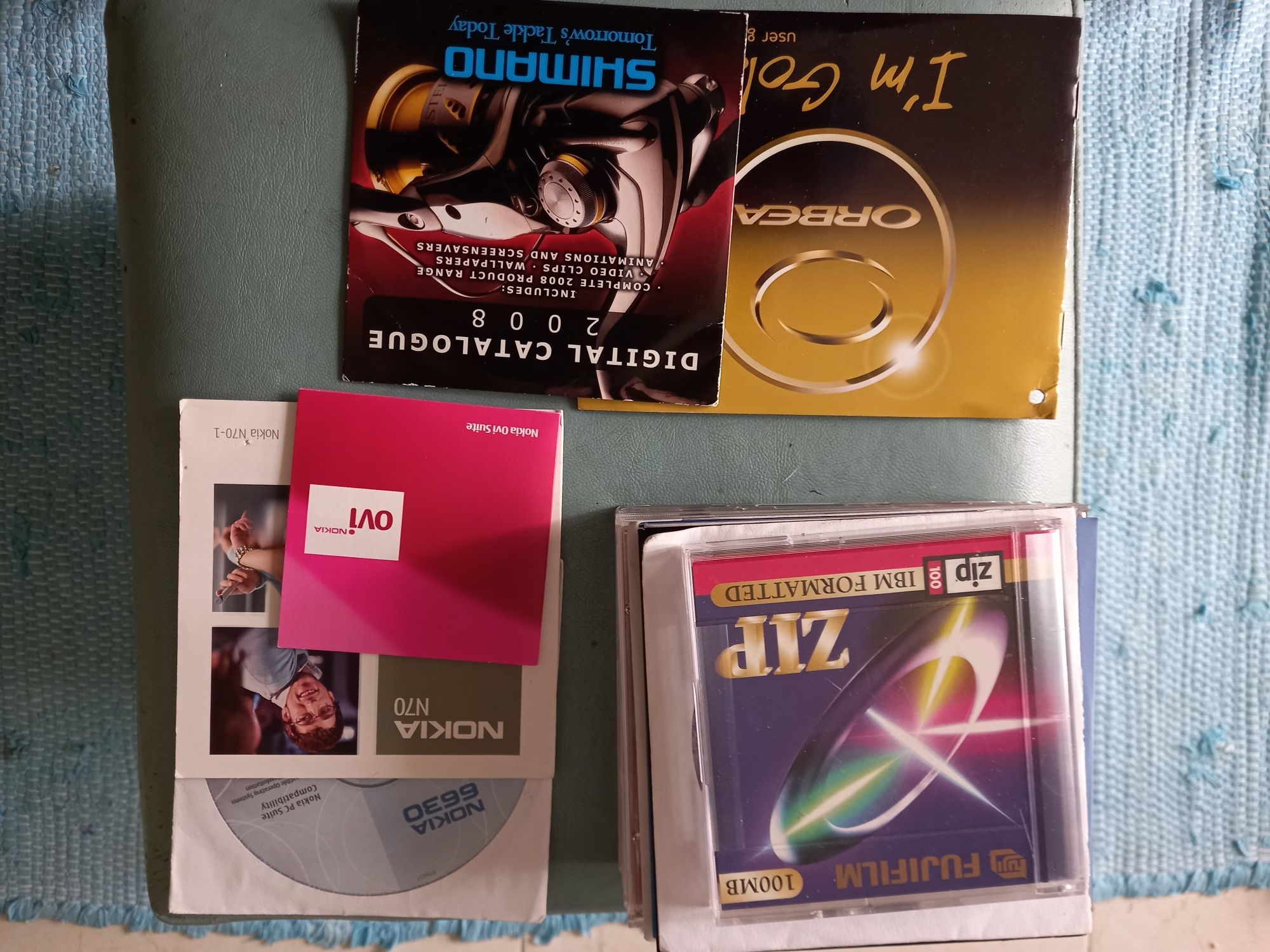 Cds com software pc,telemóveis, pesca