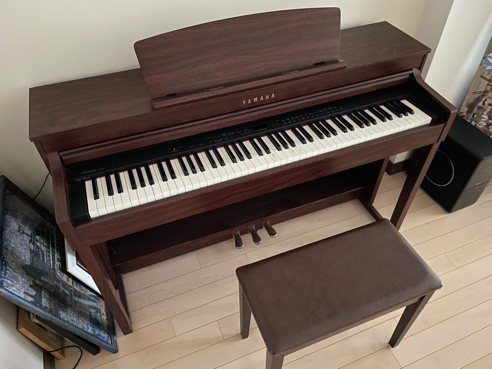 YAMAHA Digital Piano Model CLP-440M