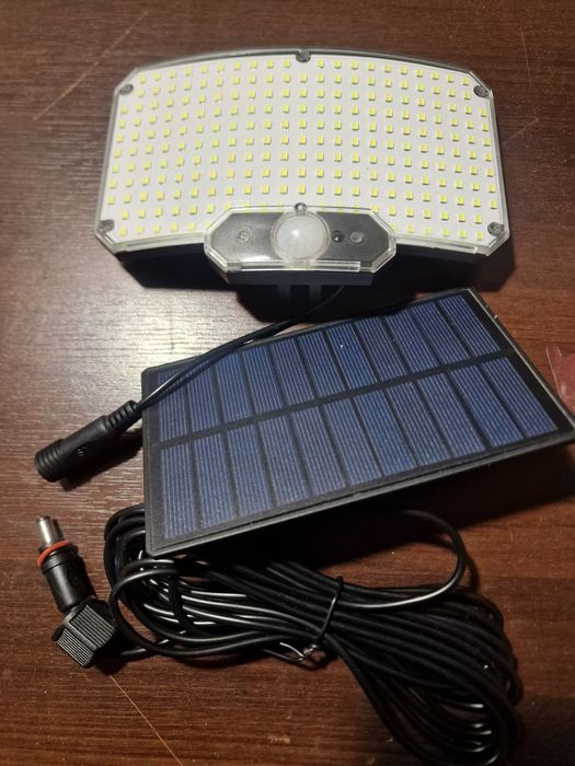 Kinkiet Lampa Solarna 234 led