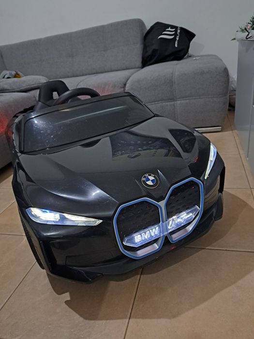 Carro elétrico para criança BMW