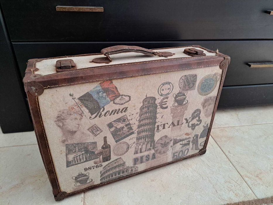 Mala vintage de viagens
