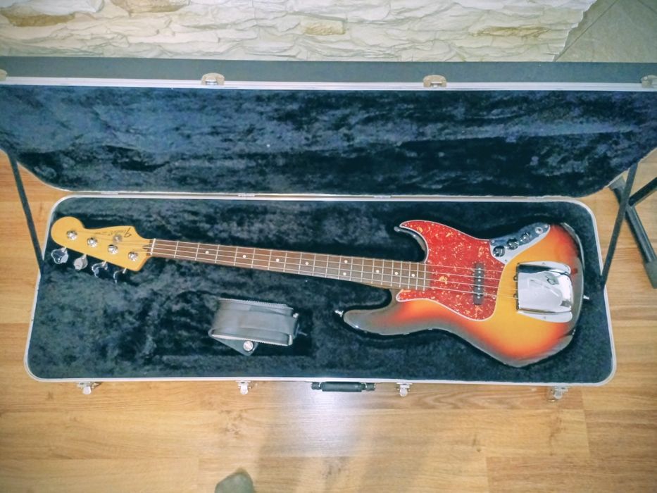 Fender jazz bass