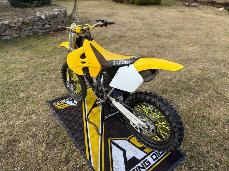Suzuki RM125 z 2000 roku