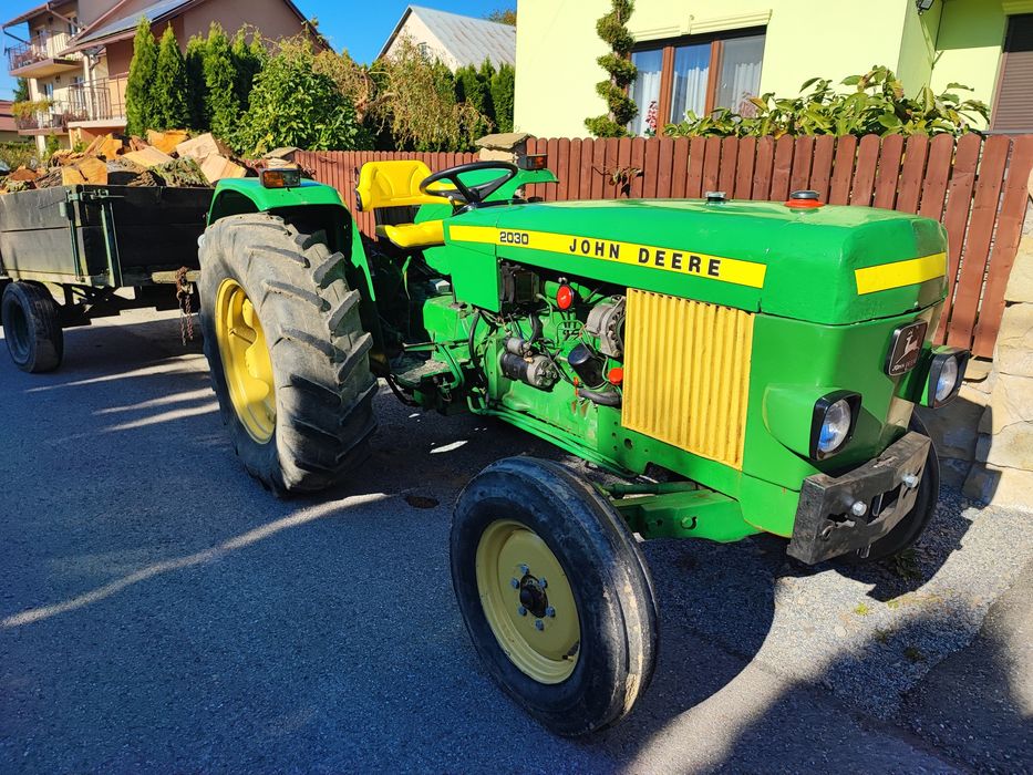 JOHN DEERE 2030 sprzedam