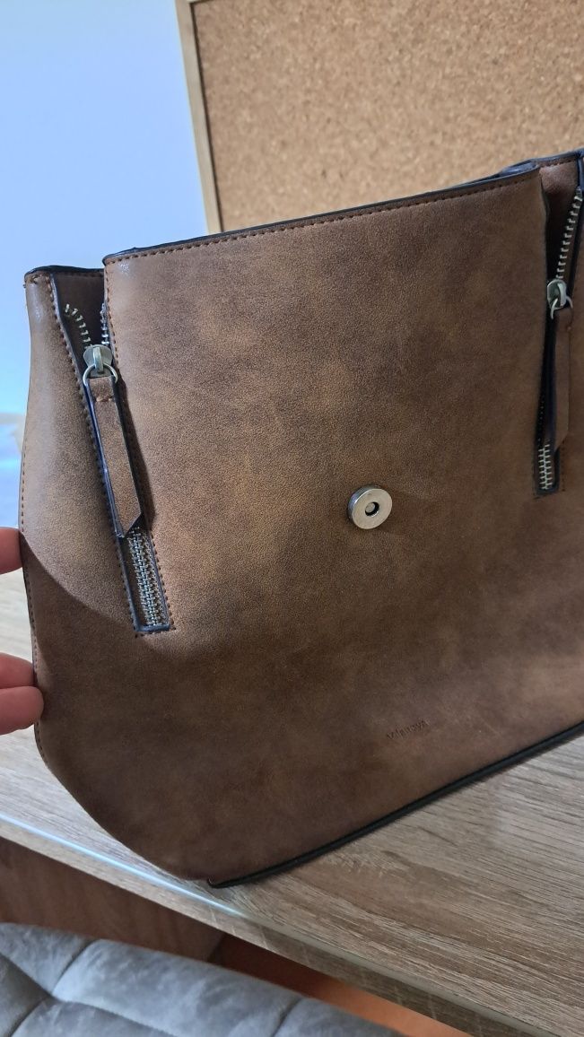 Mala/mochila de senhora