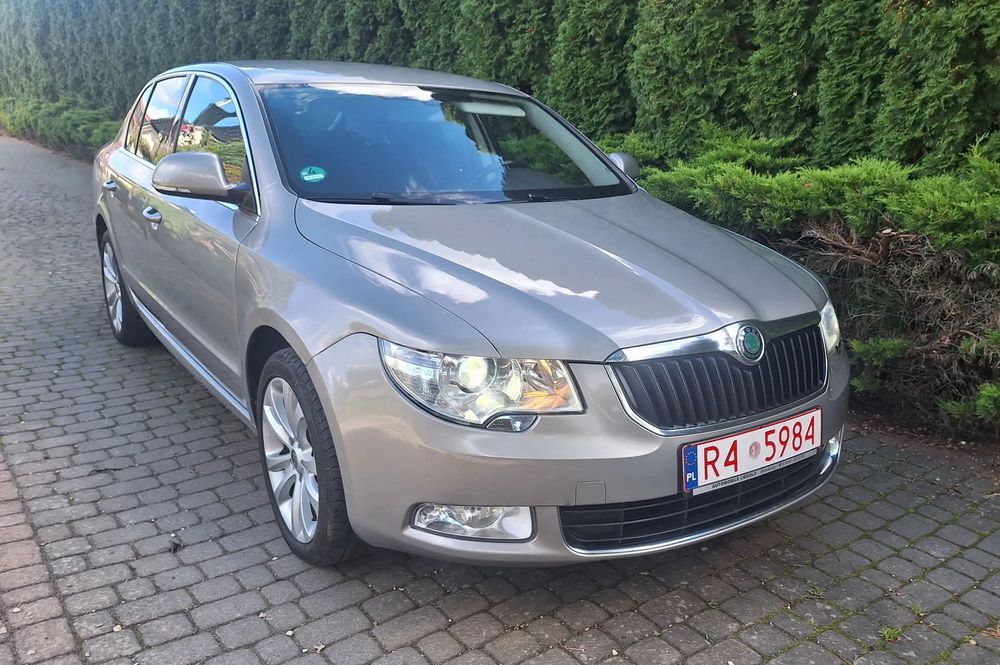 Skoda Superb Xenon serwis 92tys km super stan