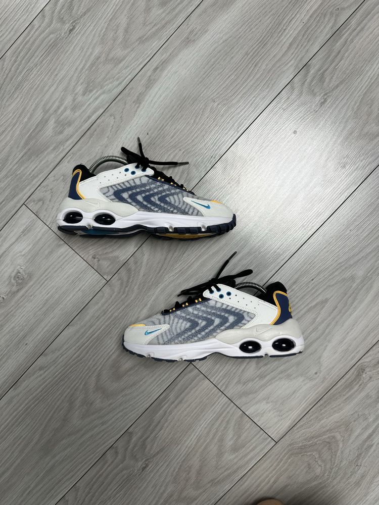 Buty sportowe damskie Nike Air Max Sphere