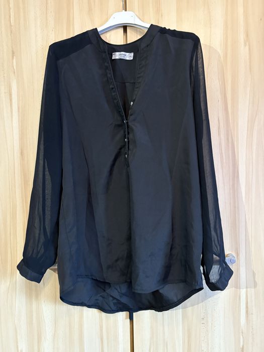 Czarna satynowa koszula