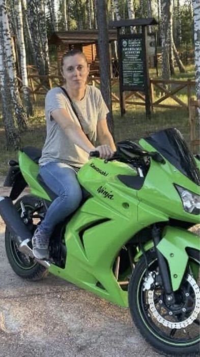 Kawasaki Ninja гарний стан все супер працює ідеально