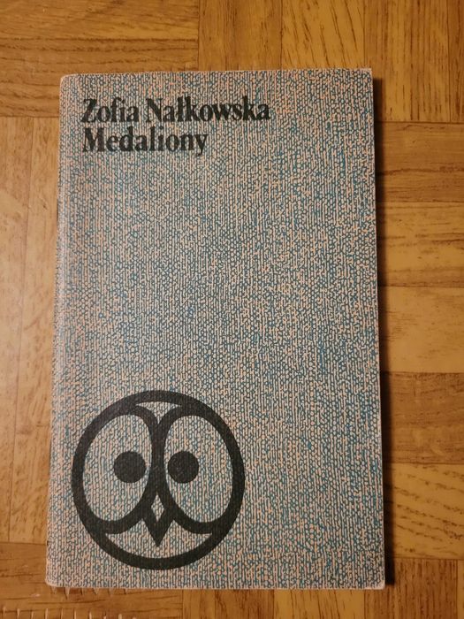 Książka Medaliony Nałkowskiej