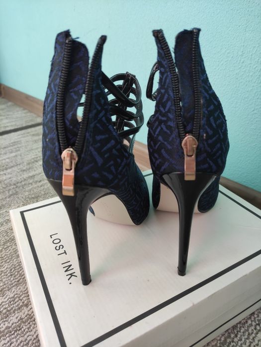 Женские туфли р39