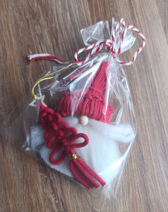 Kolorowe choinki ozdoby świąteczne Boże Narodzenie prezent zawieszki