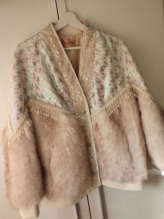 Eko futerko futro bomberka beżowa premium kamienie