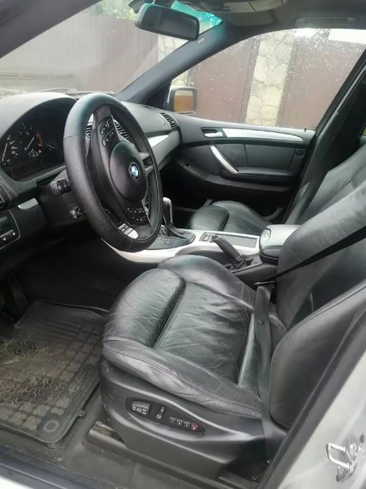 В продажі бмв х5е53