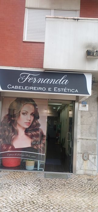 Alugo gabinete/escritorio inserido num  cabeleireiro  frente as torres