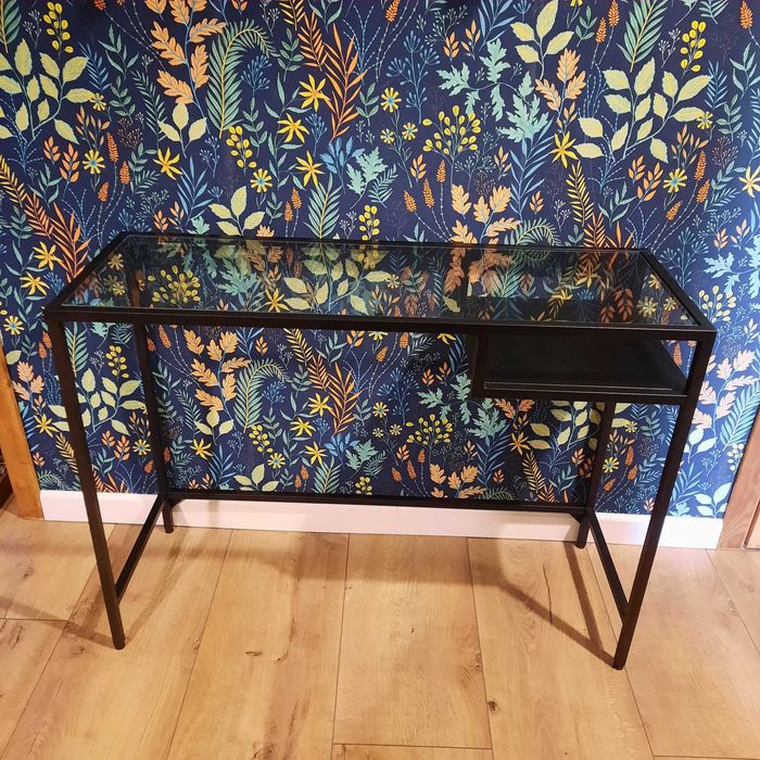 Stolik, biurko, konsola Ikea