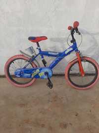Bicicleta de menino