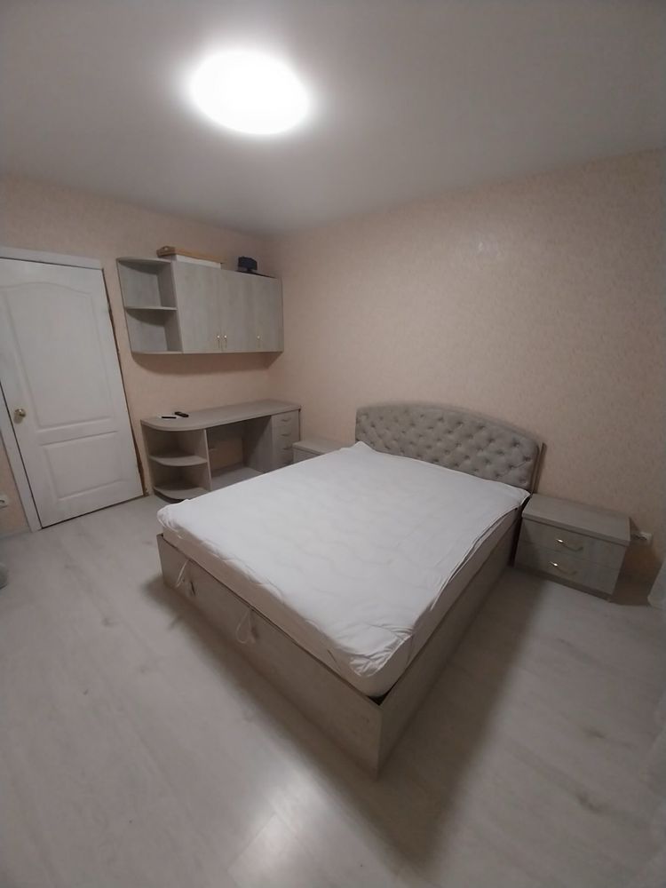 Продам 2 х кімнатну квартиру в центрі міста Борисполя