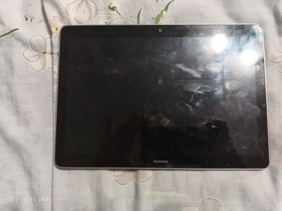 Планшет Huawei 16гб