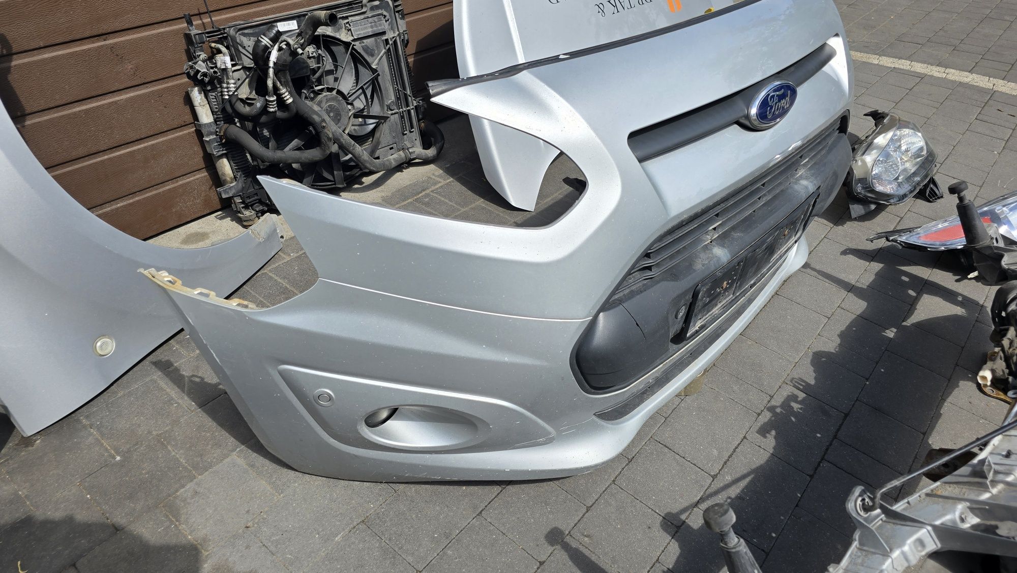 Kompletny przód Ford Transit Connect MK2 14- Europa