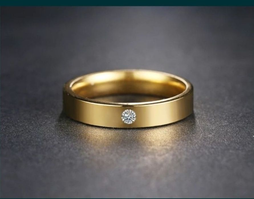 Alianças e solitarios,lindos elegantes