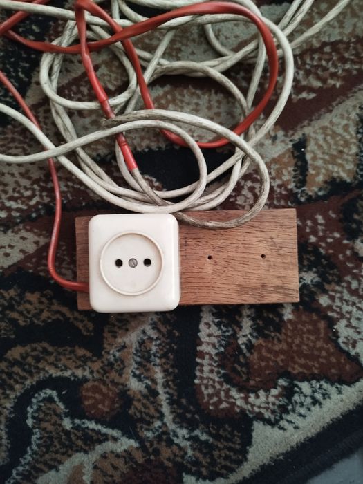 Przedłużacz z czasów PRL-u