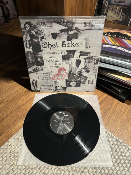 Chet Baker - Chet Sings Again , Sings and Plays LP